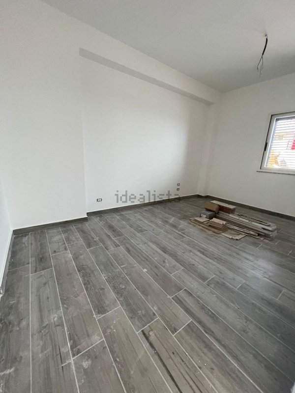 appartamento in vendita ad Aci Catena