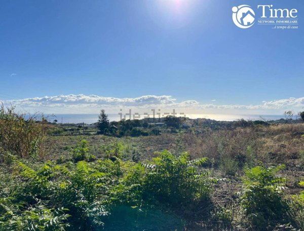 terreno agricolo in vendita ad Aci Catena