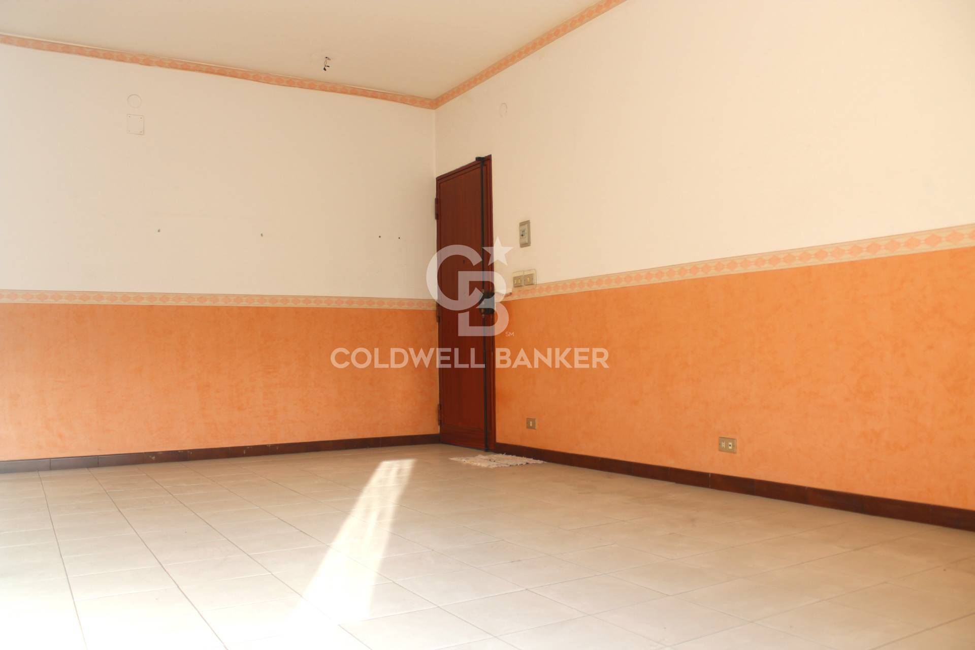 appartamento in vendita ad Aci Catena