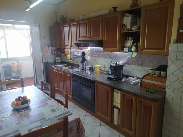 appartamento in vendita ad Aci Catena