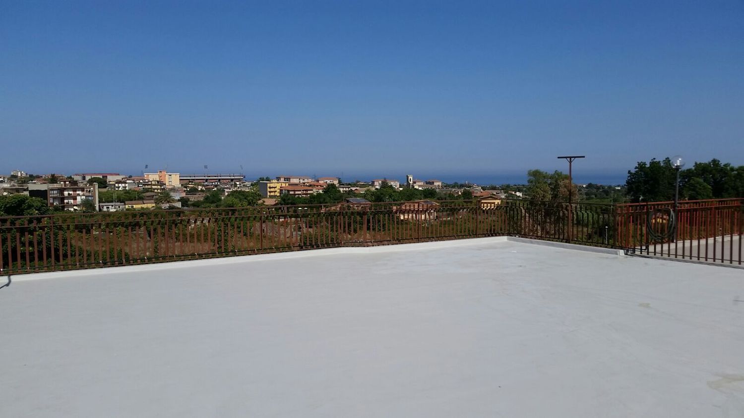 appartamento in vendita ad Aci Catena