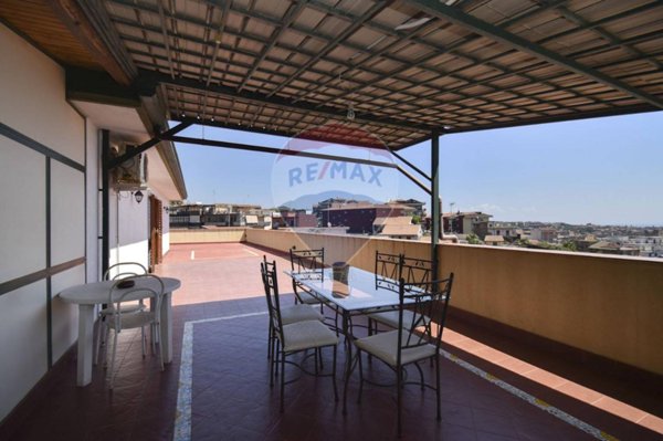 appartamento in vendita ad Aci Catena