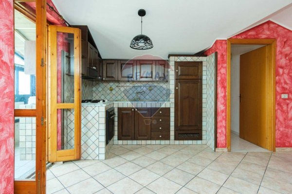 appartamento in vendita ad Aci Catena