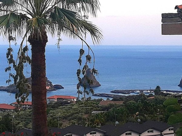 appartamento in vendita ad Aci Catena