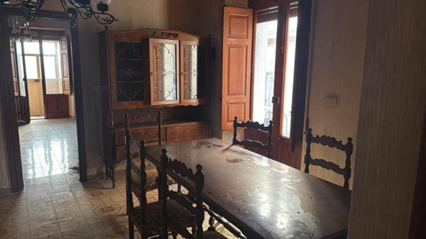 casa indipendente in vendita ad Aci Catena