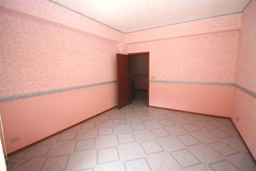 appartamento in vendita ad Aci Catena