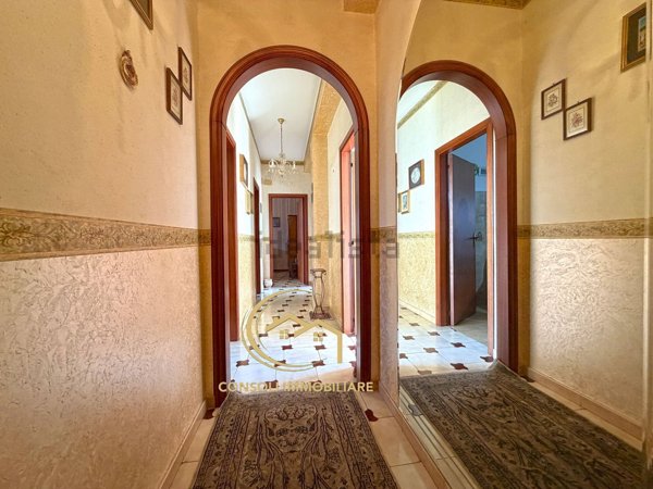 appartamento in vendita ad Aci Catena in zona Aci San Filippo