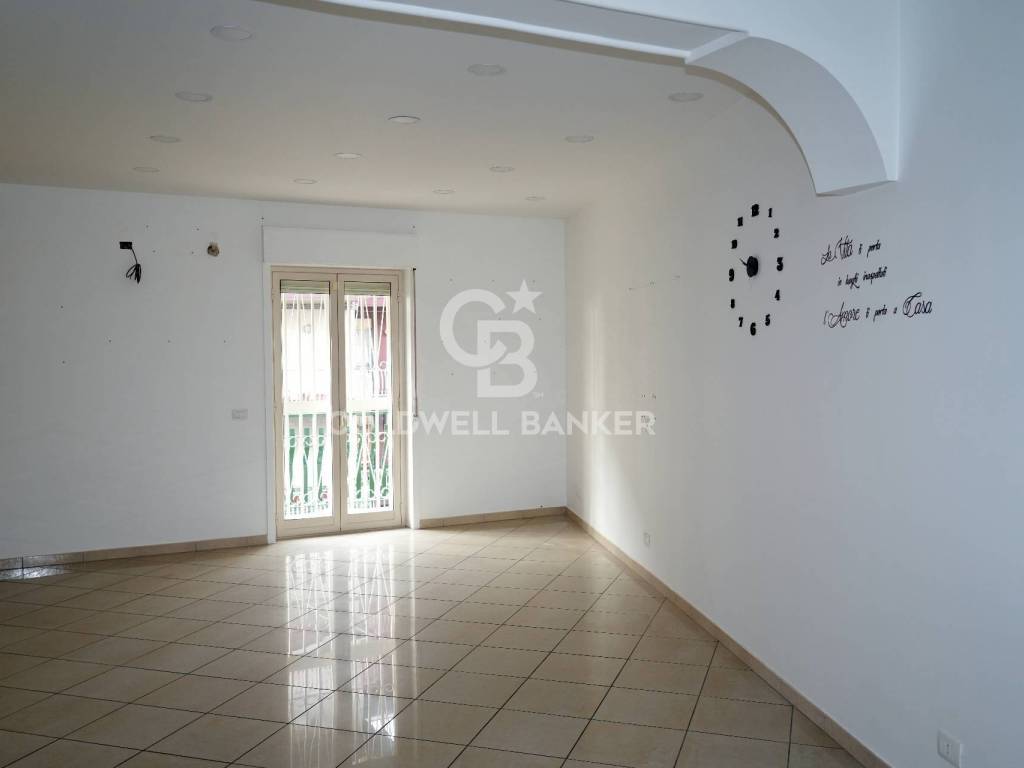 appartamento in vendita ad Aci Catena