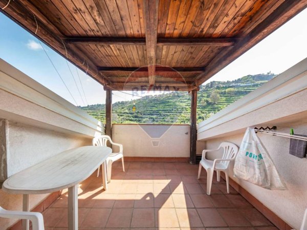 appartamento in vendita ad Aci Catena in zona San Nicolò