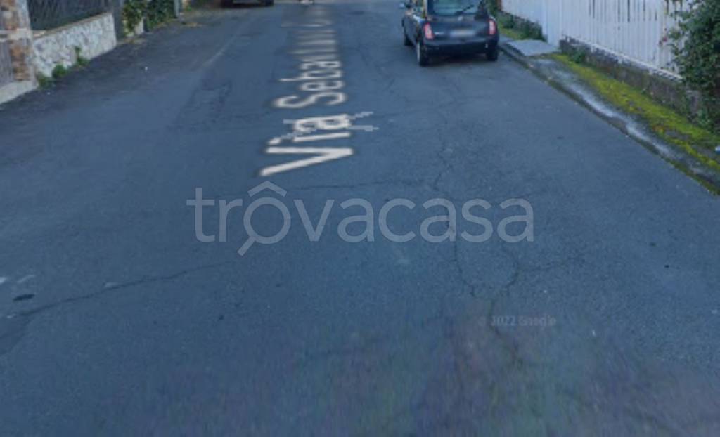 appartamento in vendita ad Aci Catena