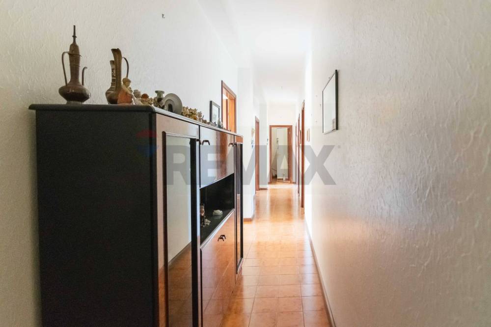 appartamento in vendita ad Aci Catena in zona Aci San Filippo