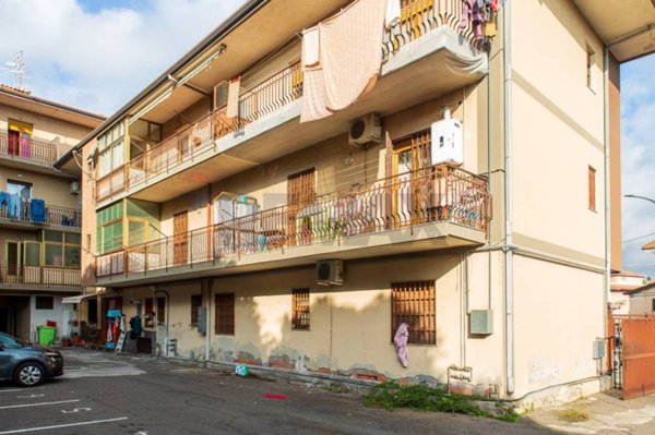 appartamento in vendita ad Aci Catena