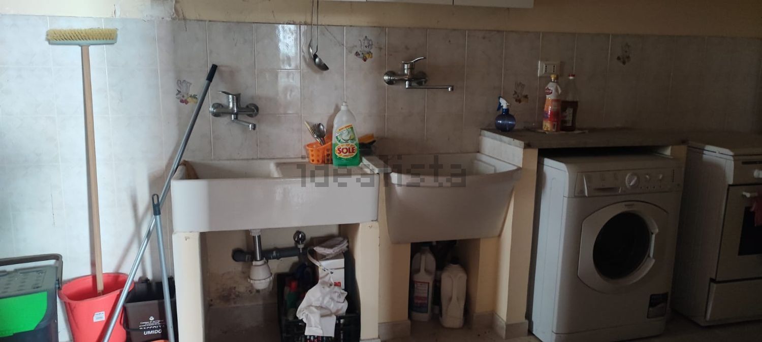 appartamento in vendita ad Aci Catena in zona Aci San Filippo