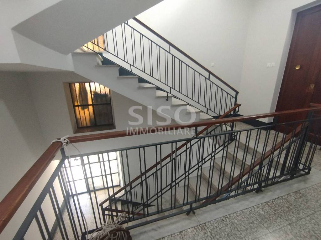 appartamento in vendita ad Aci Catena