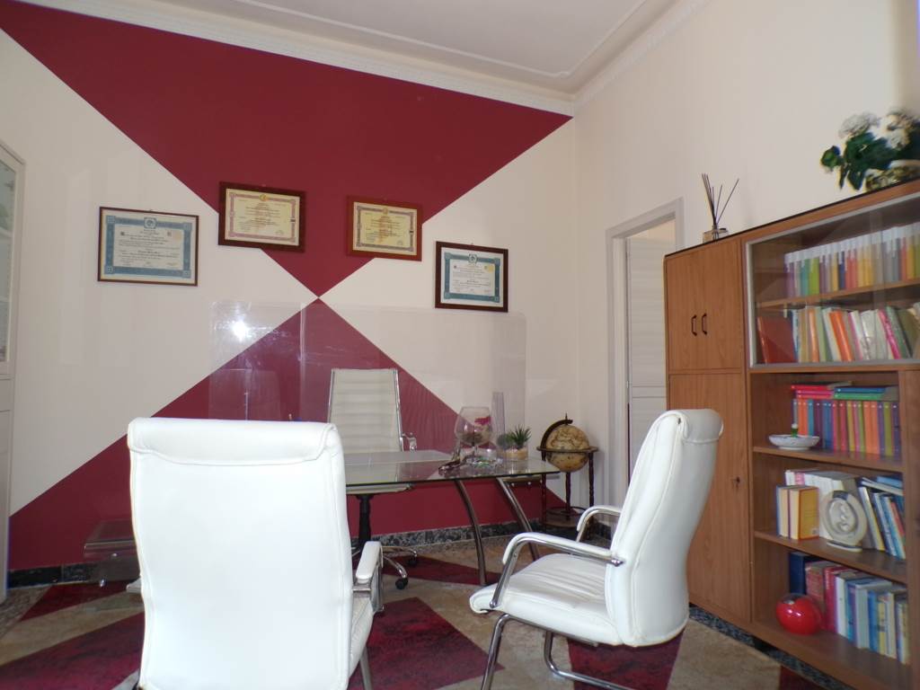 appartamento in vendita ad Aci Catena