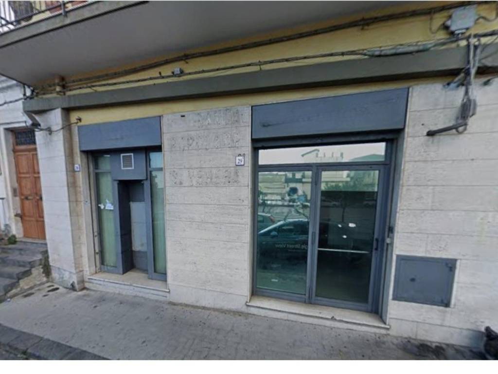 negozio in vendita ad Aci Catena