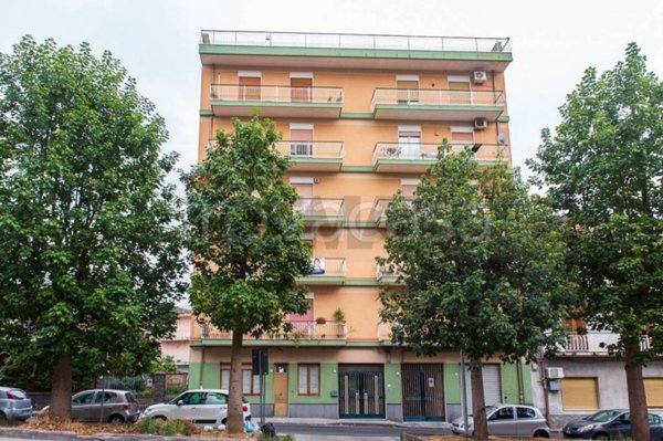 appartamento in vendita ad Aci Catena