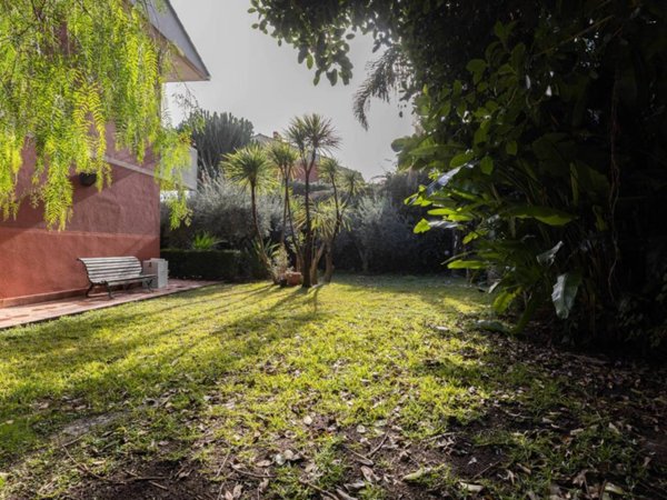 casa indipendente in vendita ad Aci Catena