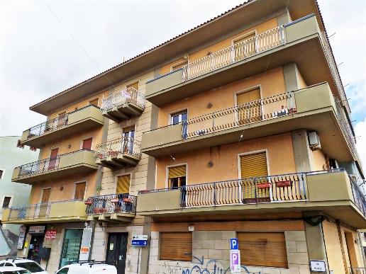 appartamento in vendita ad Aci Catena