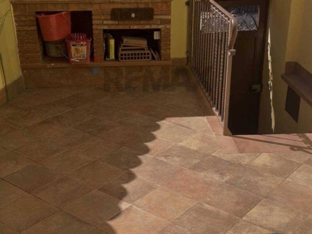 casa indipendente in vendita ad Aci Catena in zona Aci San Filippo