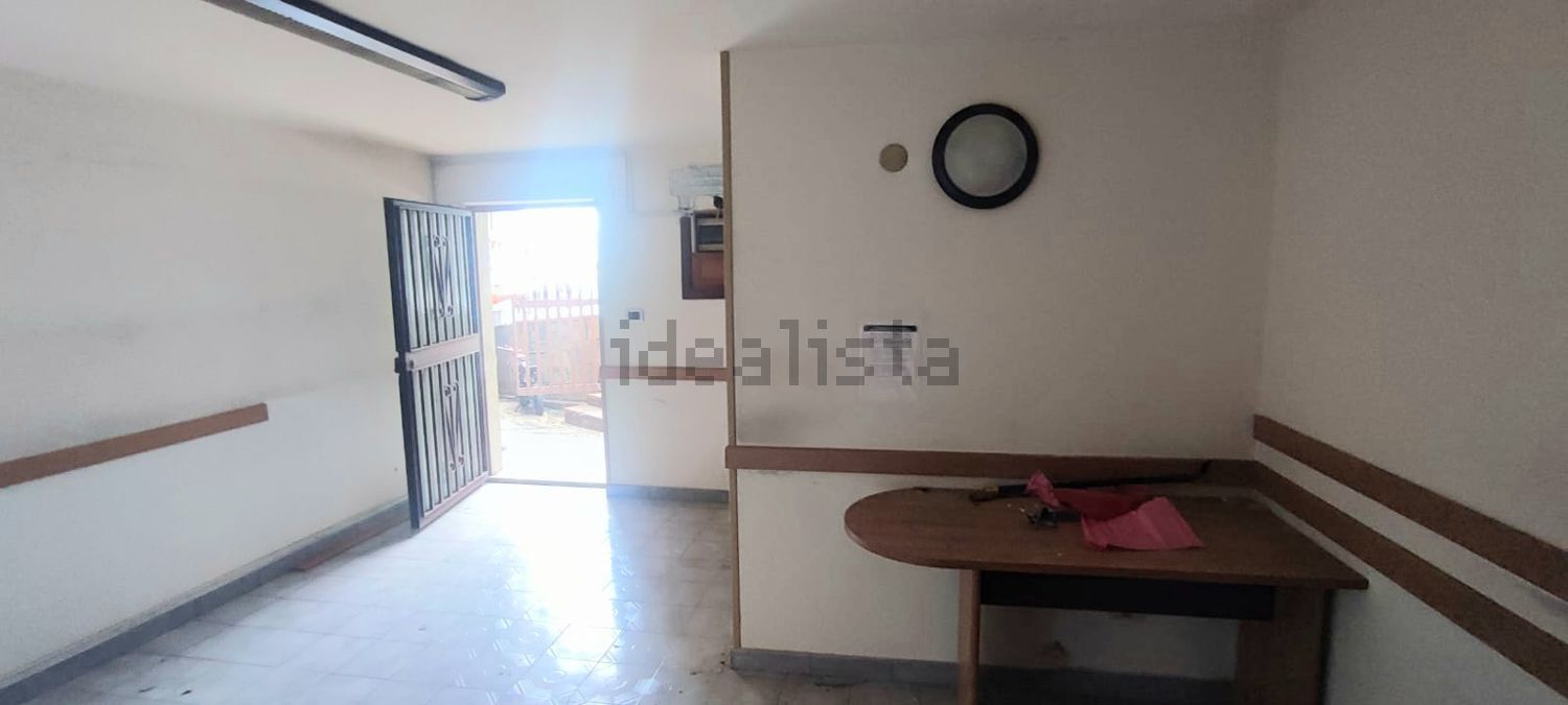 appartamento in vendita ad Aci Catena