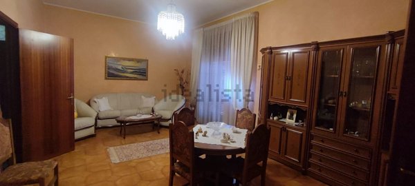 appartamento in vendita ad Aci Catena