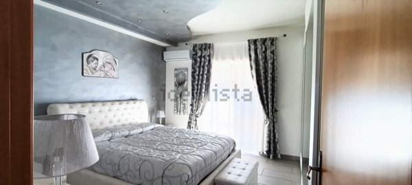 appartamento in vendita ad Aci Catena