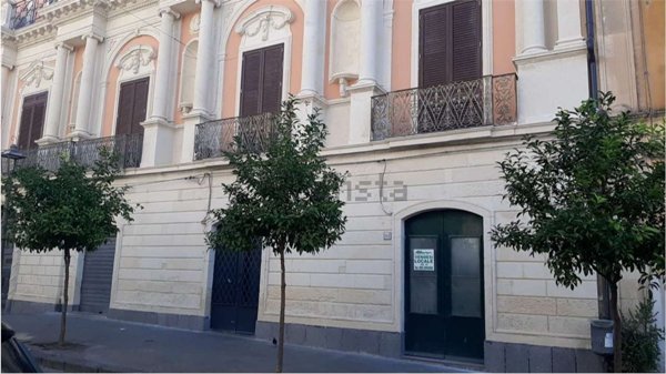 appartamento in vendita ad Aci Catena