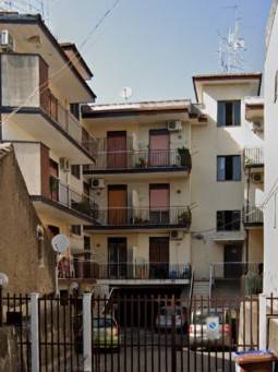 appartamento in vendita ad Aci Catena
