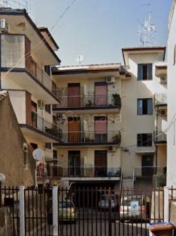 appartamento in vendita ad Aci Catena