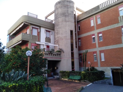 appartamento in vendita ad Aci Catena