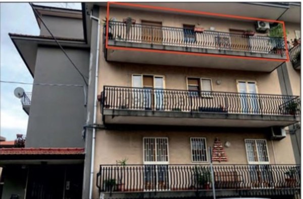 appartamento in vendita ad Aci Catena
