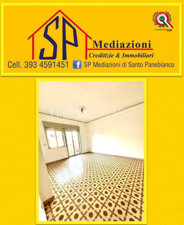 appartamento in vendita ad Aci Catena in zona Aci San Filippo