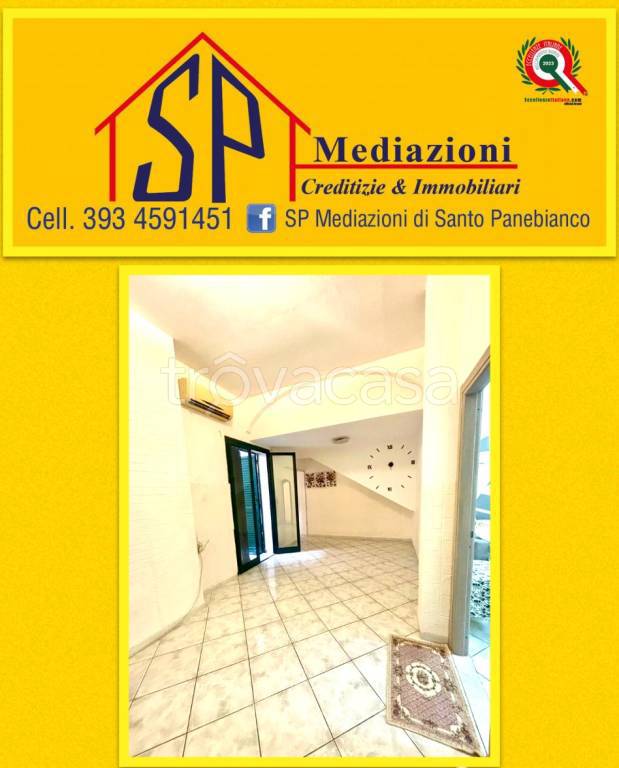 casa indipendente in vendita ad Aci Catena in zona Aci San Filippo