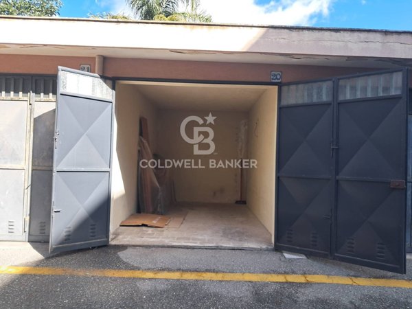 appartamento in vendita ad Aci Catena