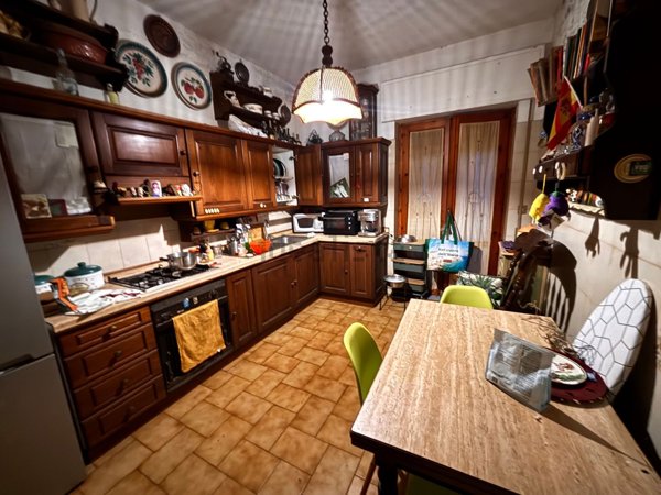 appartamento in vendita ad Aci Catena