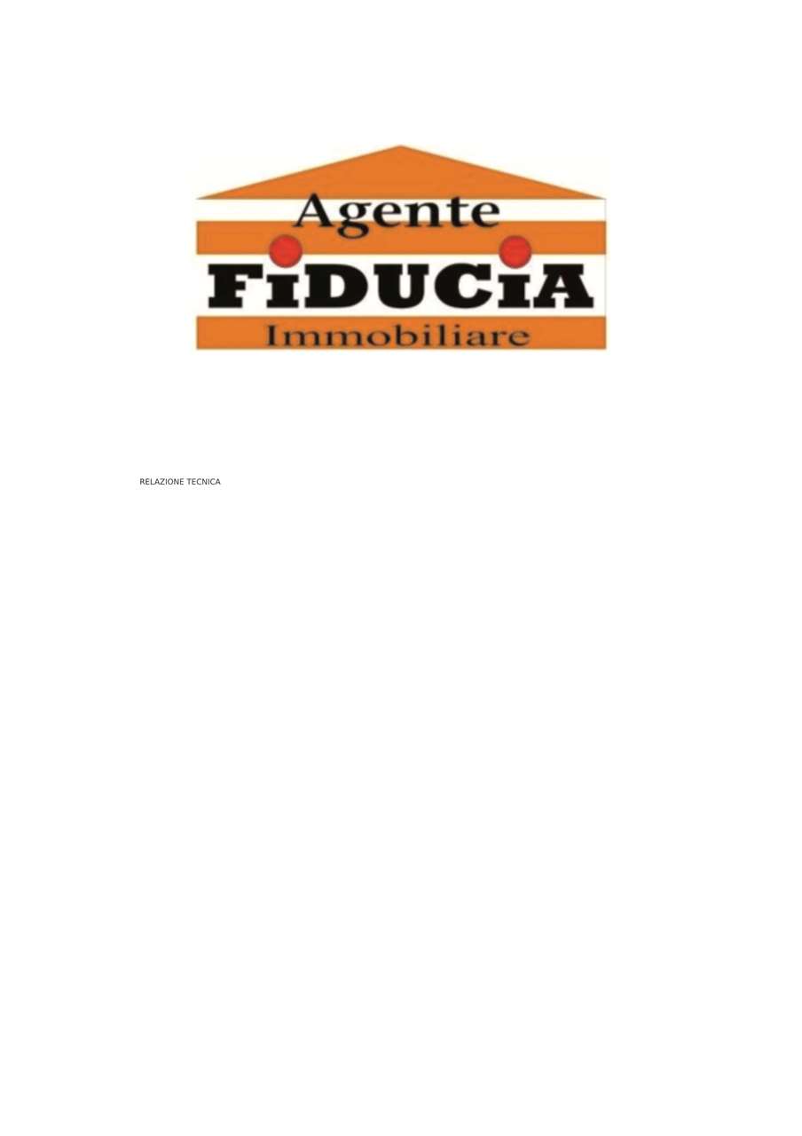 locale di sgombero in vendita ad Aci Catena