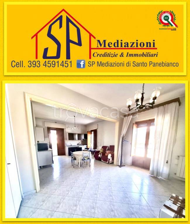 appartamento in vendita ad Aci Catena in zona Aci San Filippo