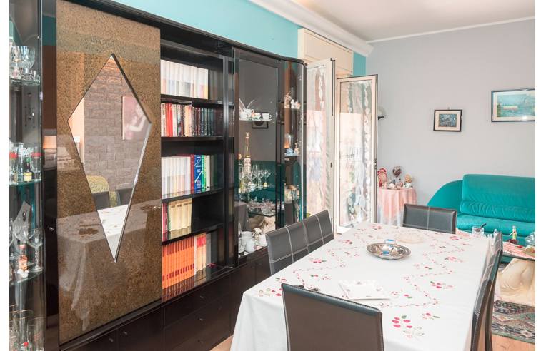 appartamento in vendita ad Aci Catena