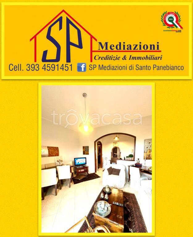 appartamento in vendita ad Aci Catena in zona Aci San Filippo