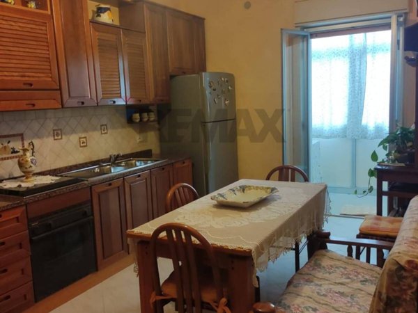 appartamento in vendita ad Aci Catena in zona Aci San Filippo