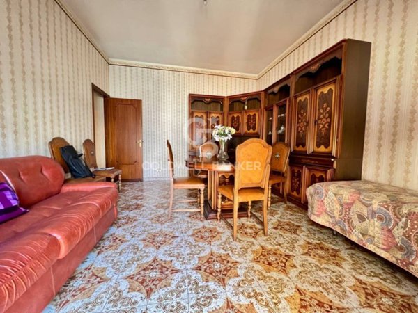 appartamento in vendita ad Aci Catena