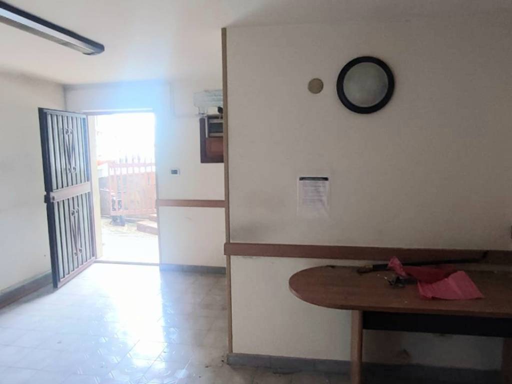 appartamento in vendita ad Aci Catena