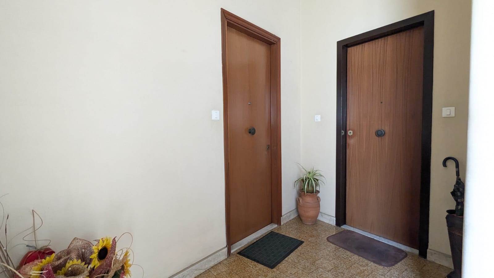 appartamento in vendita ad Aci Catena