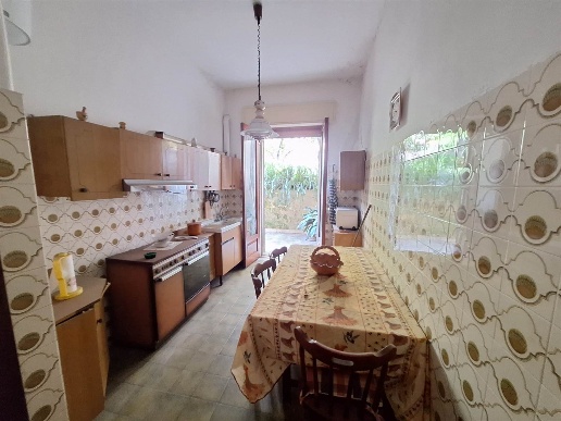 casa indipendente in vendita ad Aci Catena