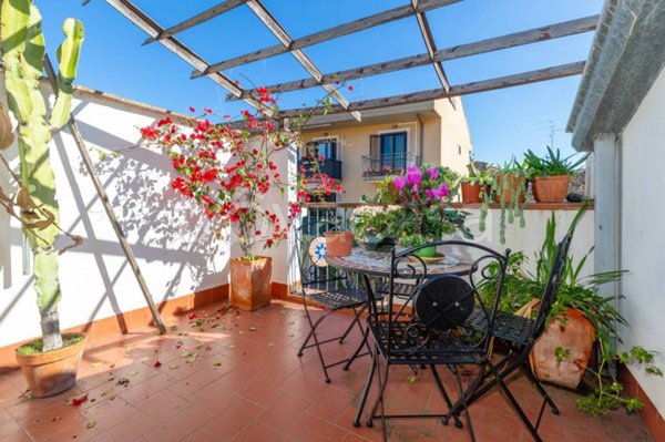 casa indipendente in vendita ad Aci Catena in zona Aci San Filippo