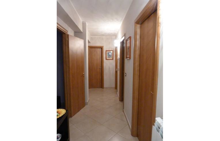 appartamento in vendita ad Aci Catena