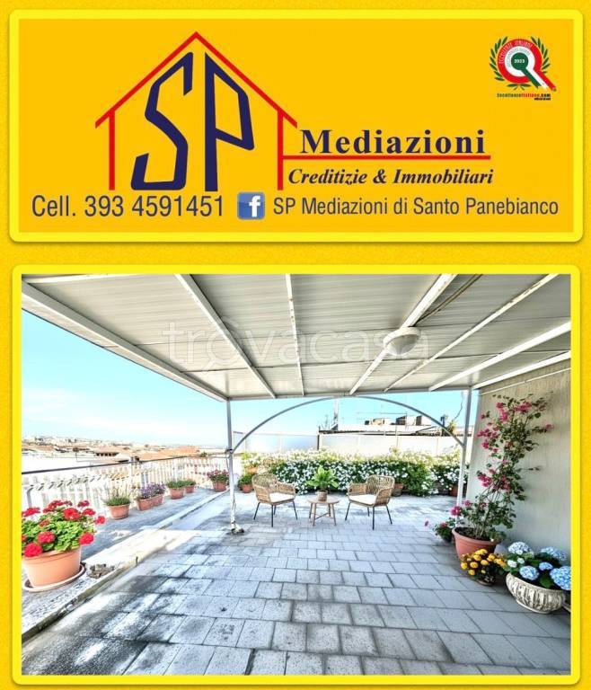 appartamento in vendita ad Aci Catena in zona Aci San Filippo