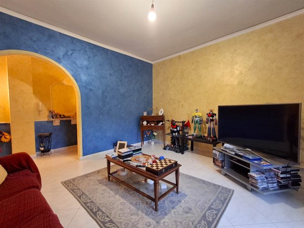 appartamento in vendita ad Aci Catena