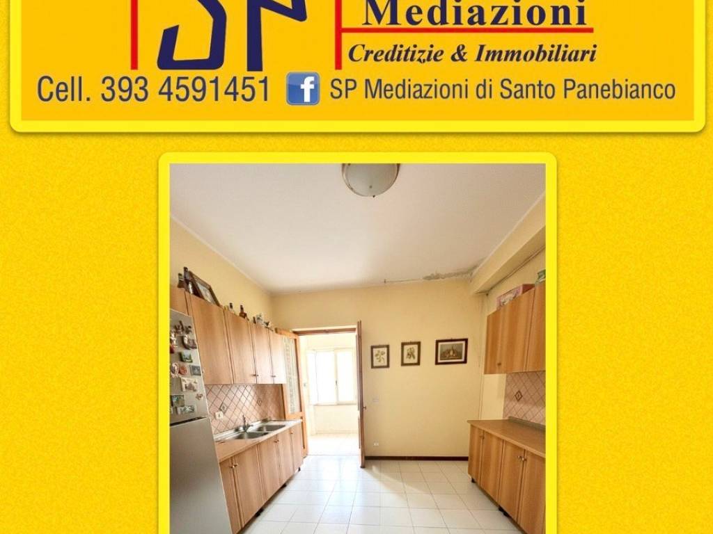 appartamento in vendita ad Aci Catena